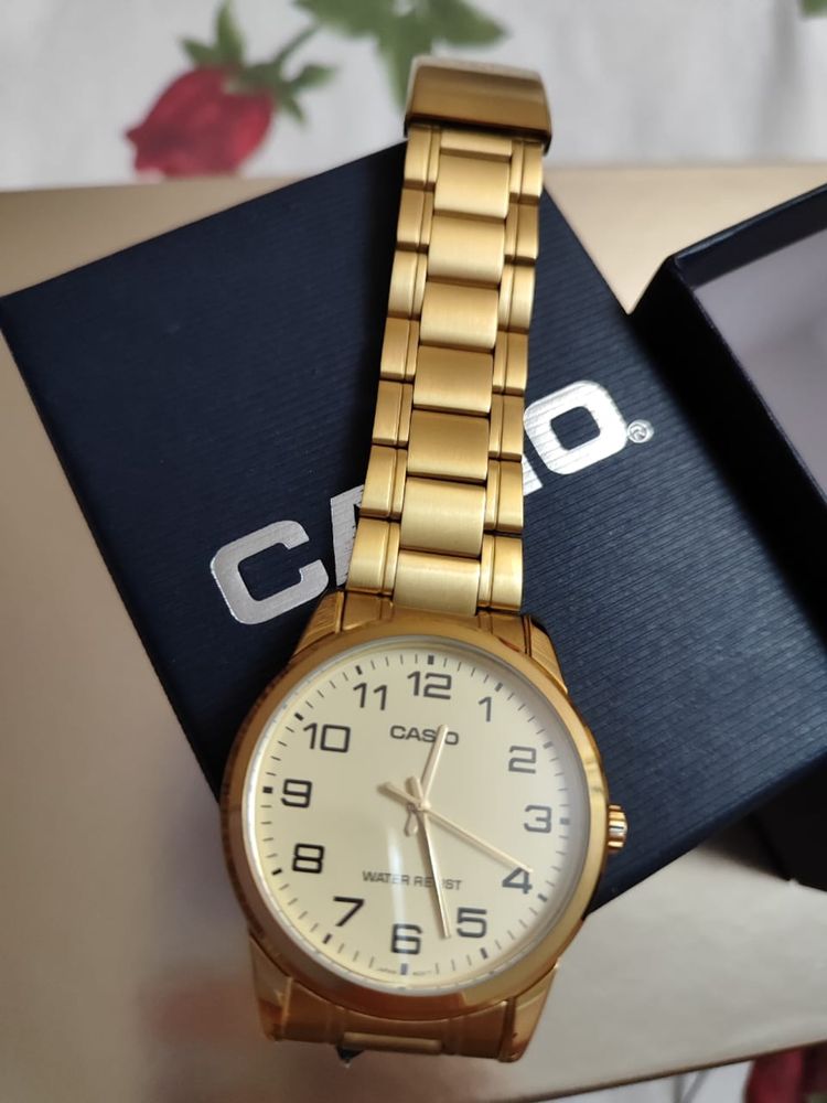 Продам часы Casio