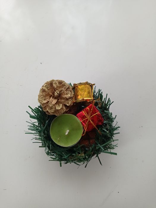 Vând ornamente de Crăciun . Preț negociabil