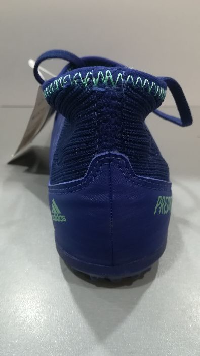 Adidas Predator N36,5.Детски стоножки с чорап.Нови.Оригин