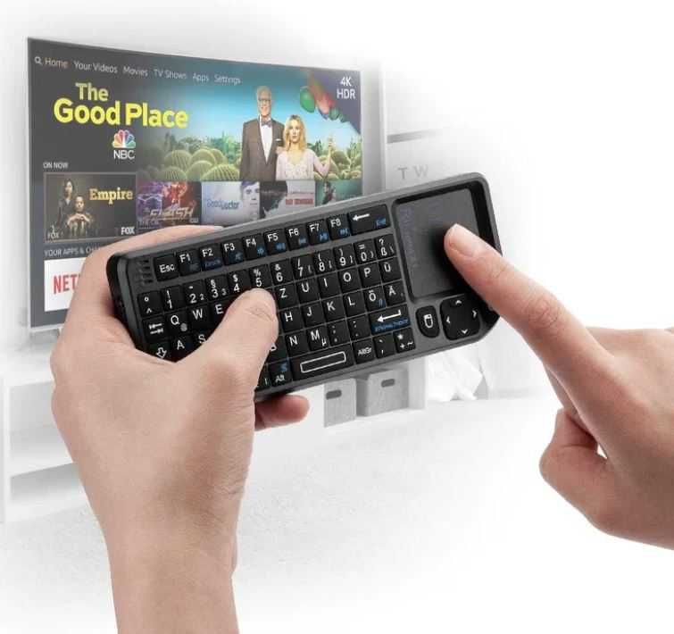 Mini tastatura Rii i8+​​​​​​​ Touchpad LED Bluetooth 3.0 USB 2 modele
