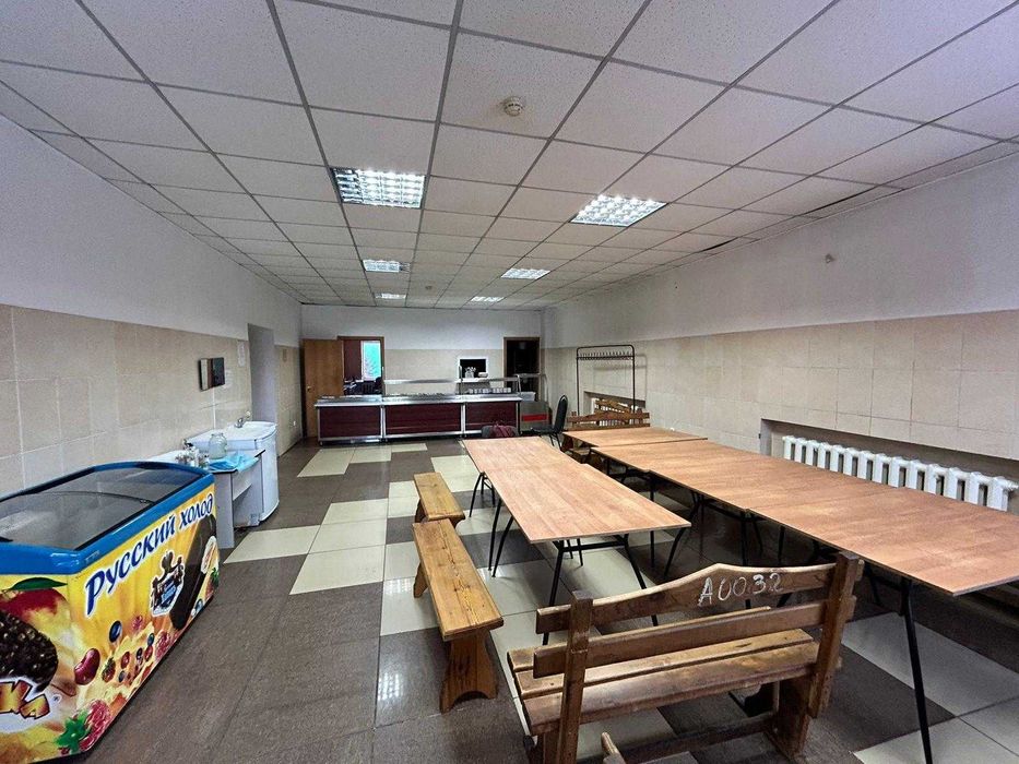 Сдаётся помещение с кухней