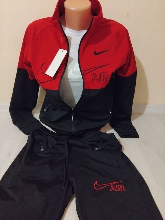 Trening dama Nike.