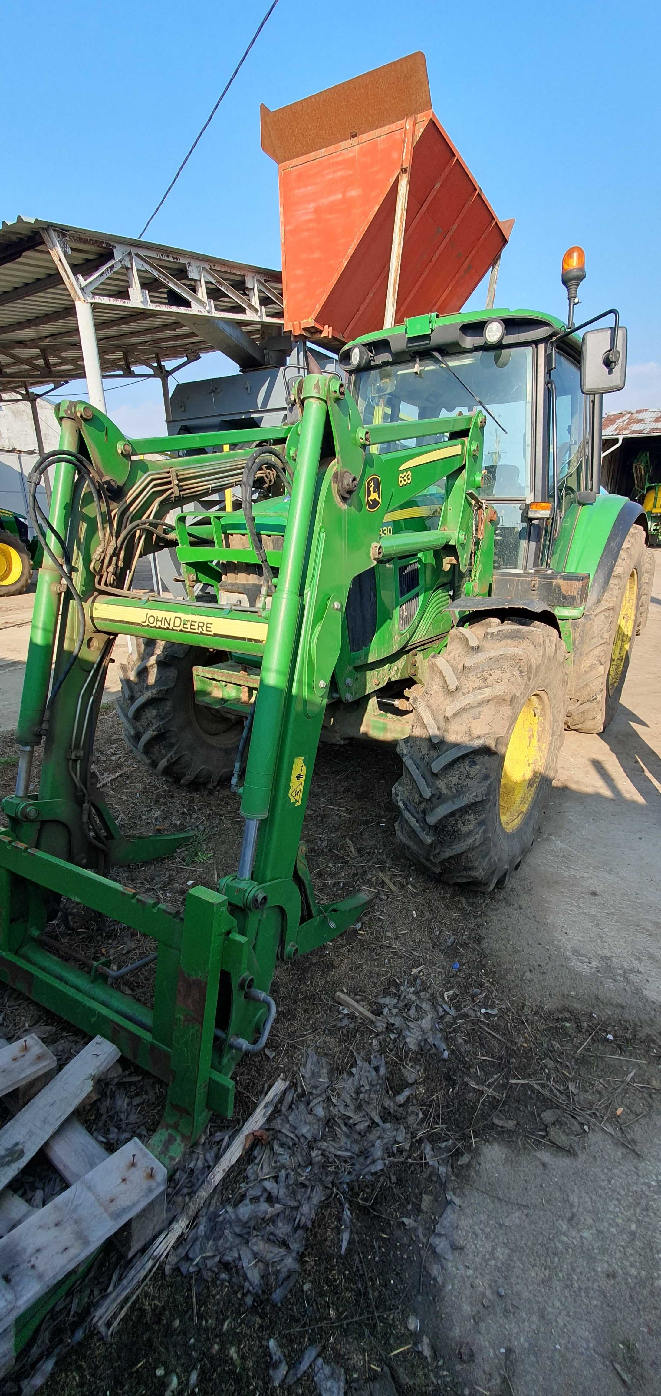 Tractor John Deere 6330