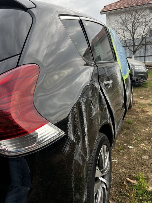 Peugeot 3008 facelift 2014 1.6 diesel avariat!