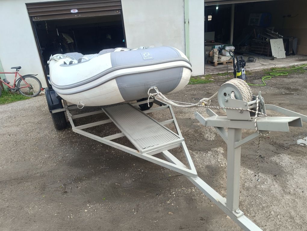 Надуваема лодка zodiac cadet alu 350