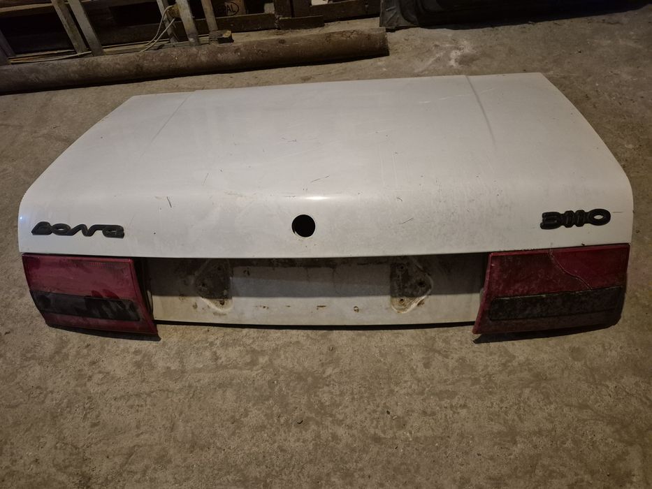 Продам  Задний капот  Волга 3110