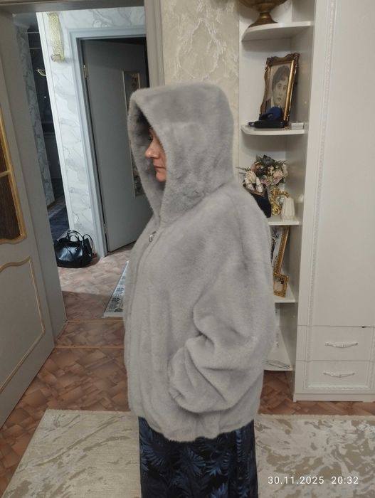 Продам шубу искусственную