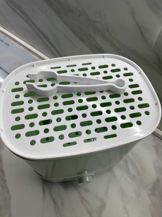 KIKKA BOO Електрически стерилизатор със сушилня CLEO