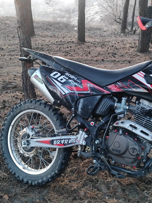 Продаю эндуро [FMZ-06, 2024]

Мотоцикл в отличном состоянии, пробег [1