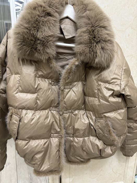 Срочно продается женские вещи новые