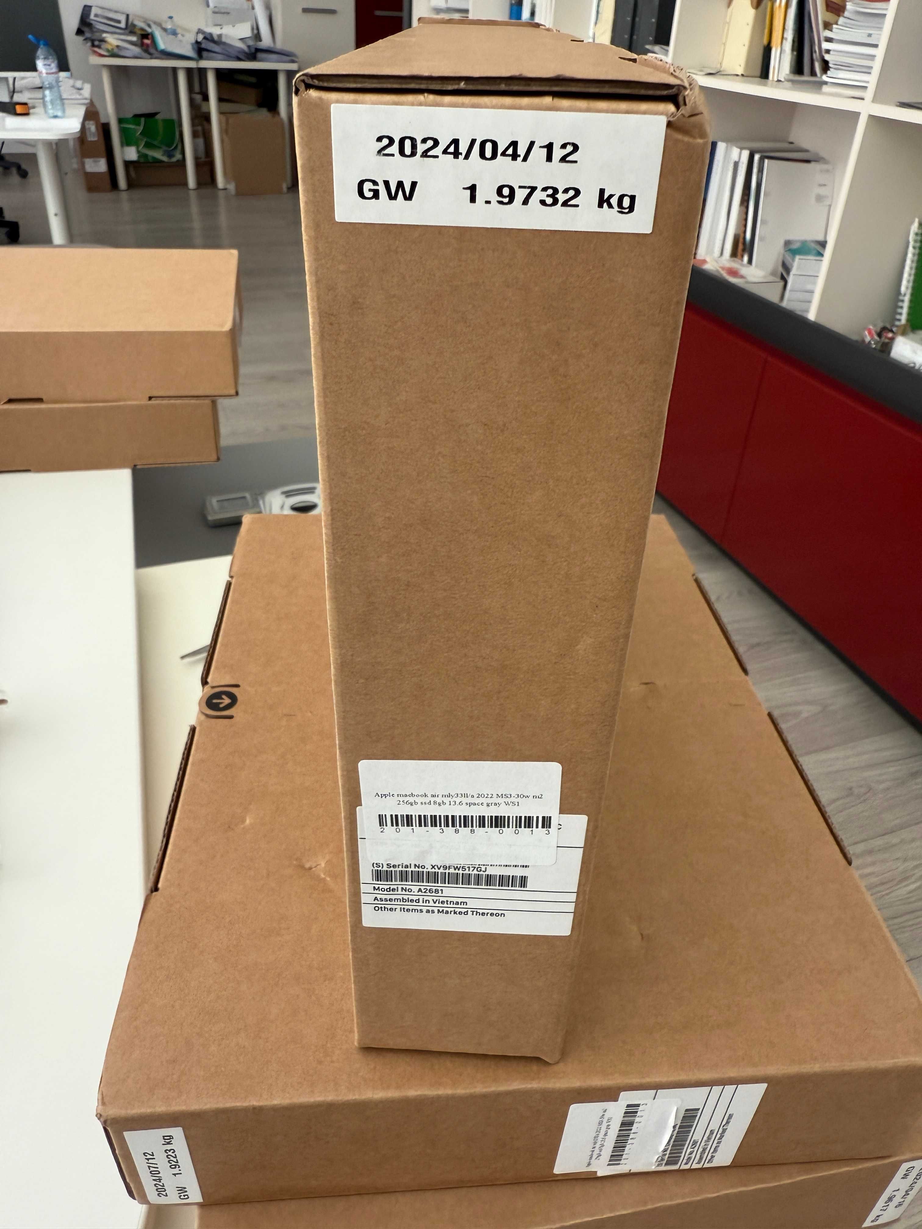 НОВИ MacBook Air 13"/15" M2 8GB , 256 / 512- 2г. ГАРАНЦИЯ