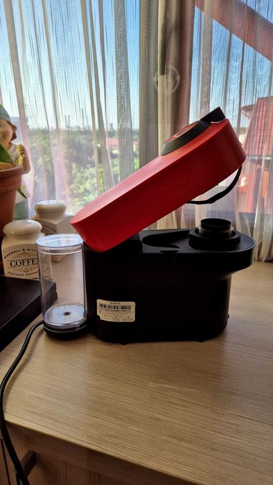 Espressor Vertuo Pop Spicy Rosu