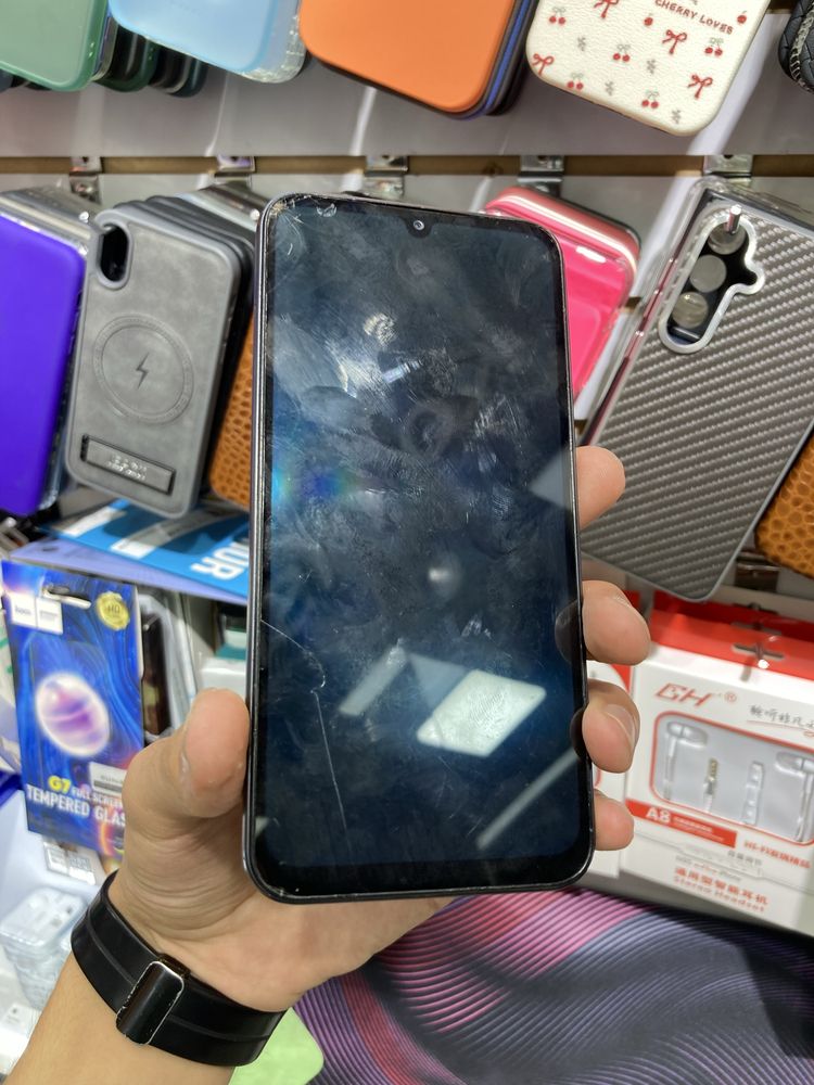 Samsung A24 128Gb ideal