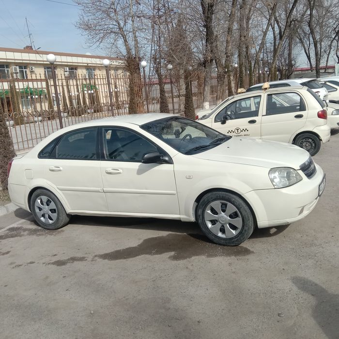 Сдам в сухую аренда машины