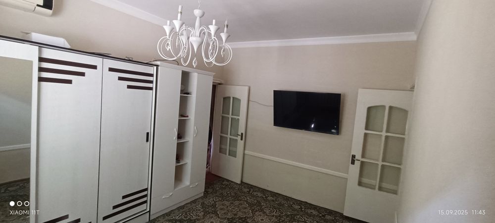 Срочно Продается юнусабад 18 кварта 5 комнатная л 77 серия