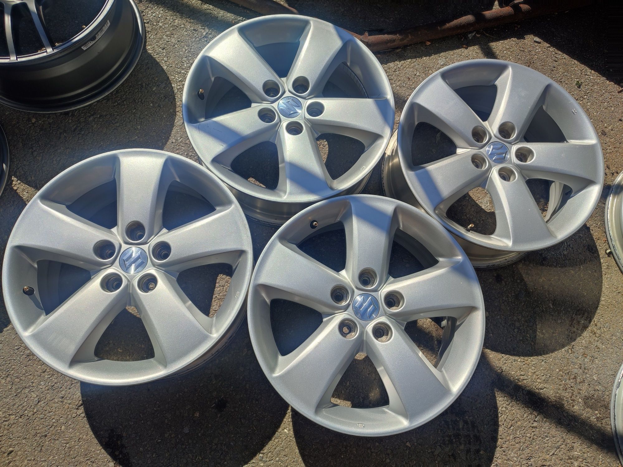 17" оригинални алуминиеви джанти за Suzuki Vitara,Sx4...