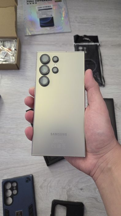 Samsung Galaxy S24Ultra pachet complet