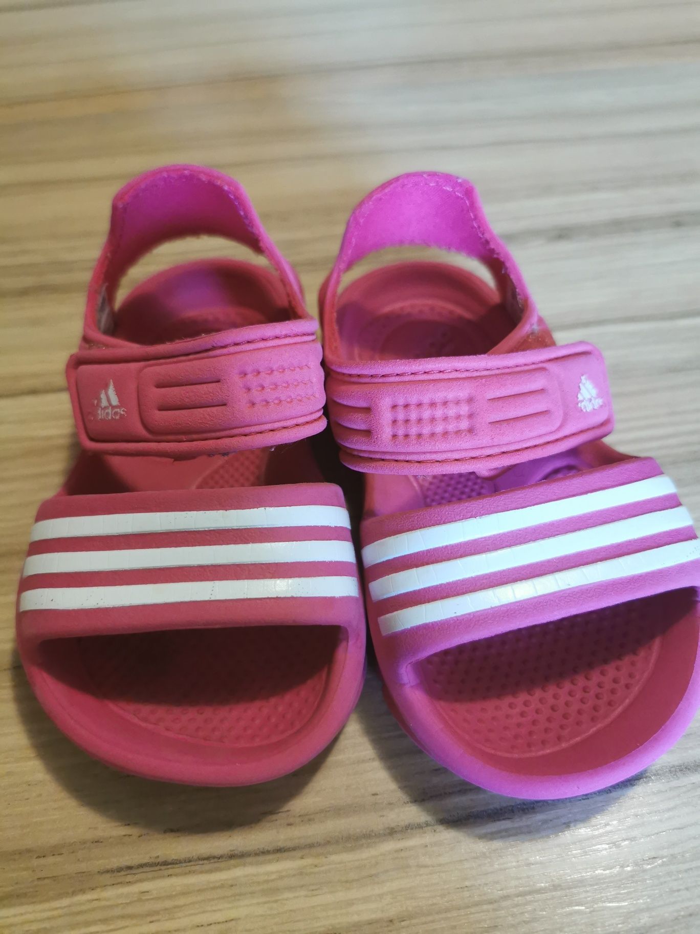 Sandale Adidas m. 20