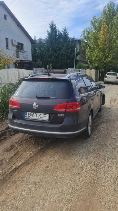 Vand urgent vw passat avariat.