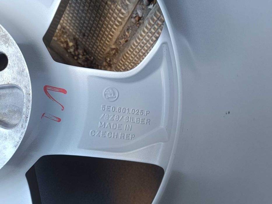 ОРИГИНАЛНИ джанти 17 ' 5x112 SKODA OCTAVIA / Шкода Октавия 57,1 ЕТ51