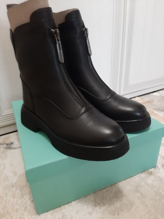 Зимние женские ботинки 37 размер