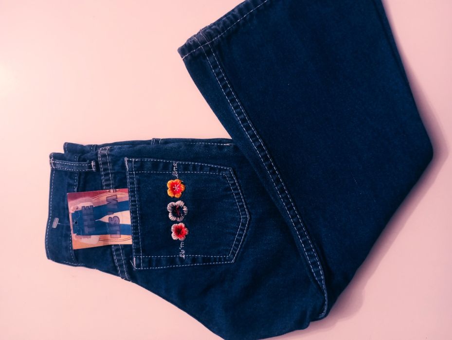 Тайланд!Новые фирменные джинсы, для девочек на6-8 лет.Ц.55уе со ск-кой