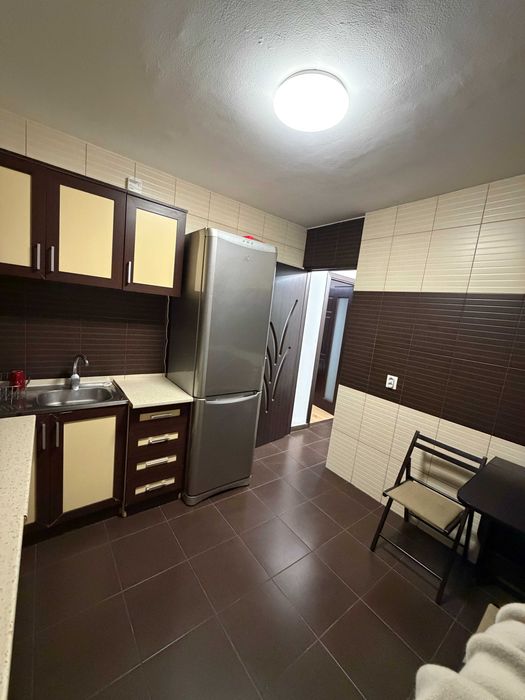 Garsoniera 45mp | Etaj 1 | Balcon | Aproape de Metrou