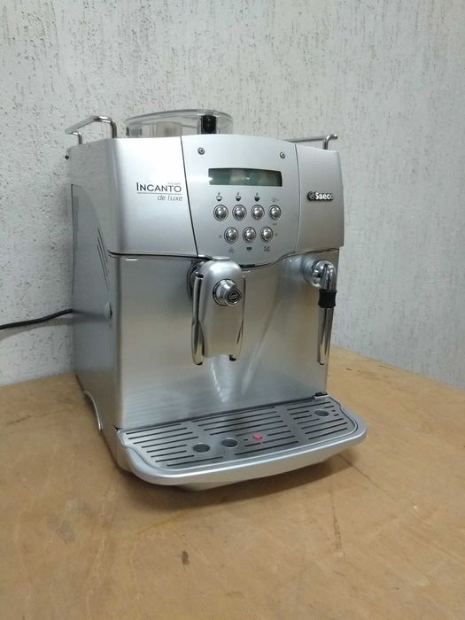 Кафеавтомат Saeco INCANTO-De Luxe S-Class