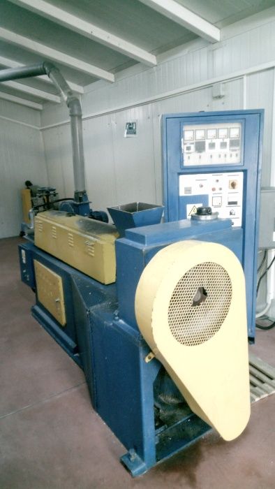 Masina de regranulat polietilena LDPE, LLDPE, HDPE