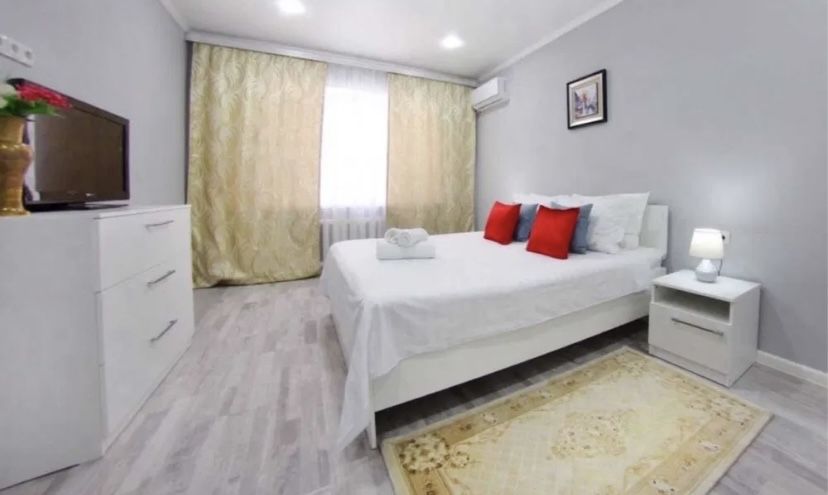 Сдам 1 ком квартиру посуточно