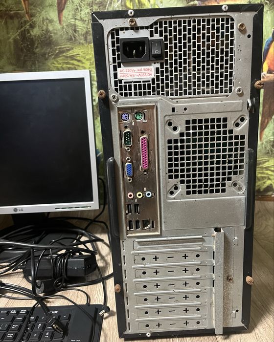 Продам компьютор