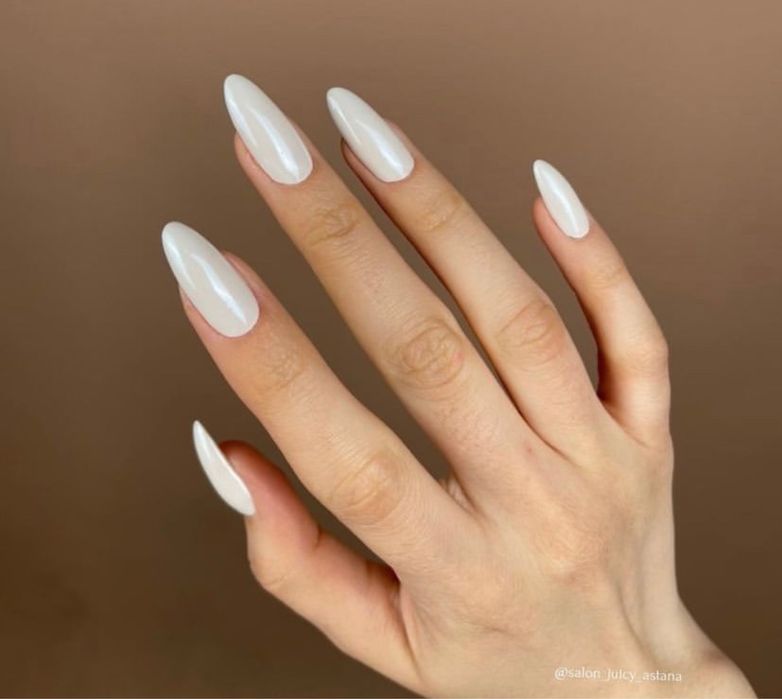 Нужны модели на маникюр