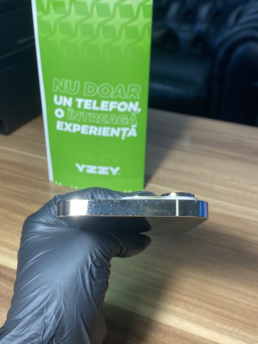 iPhone 14 Pro • 256 GB • Gold