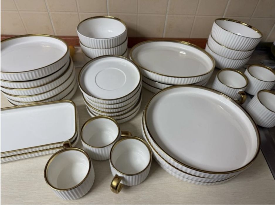 Сервиз из 32 предметов