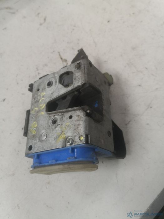 Broasca usa dreapta spate AUDI A4 Saloon (8D2, B5) [ 1994 - 2001 ] OEM