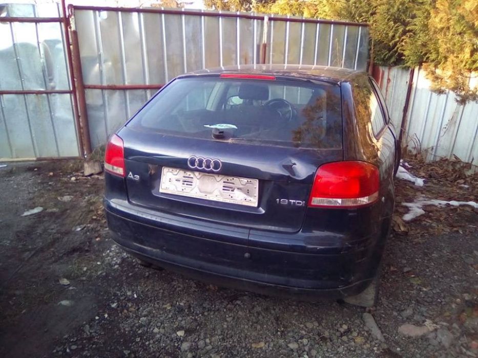 Продавам Audi A3 8p 1.9tdi 105hp BKC на части/ Ауди а3 8п 1.9тди