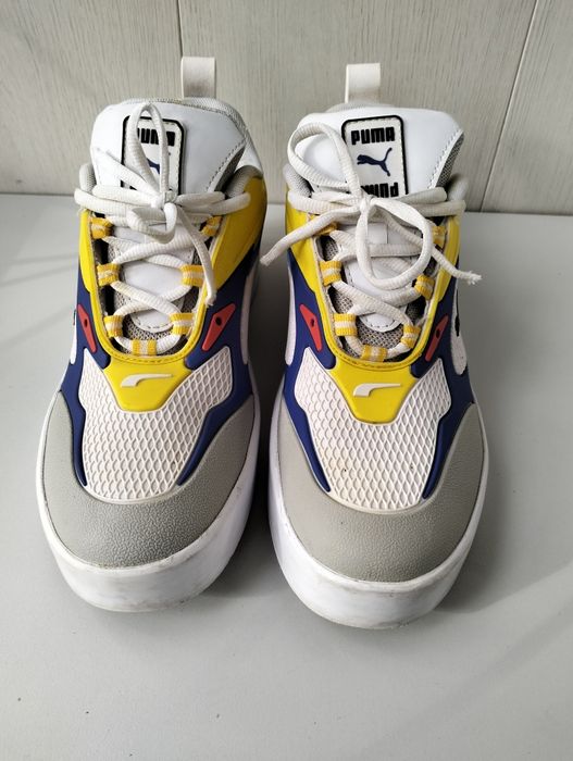 Продам кроссовки мужские