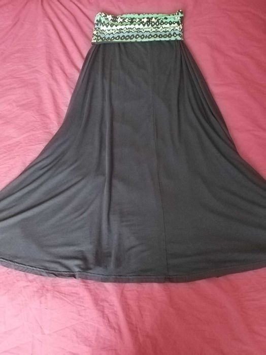 Fusta lunga/rochie fara mâneci. TCM. Marimea 40/42 EU In conditii bune