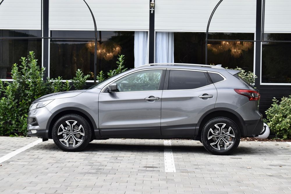 Nissan Qashqai |Tekna|4x4|Navi|Panoramic|Led|Euro6