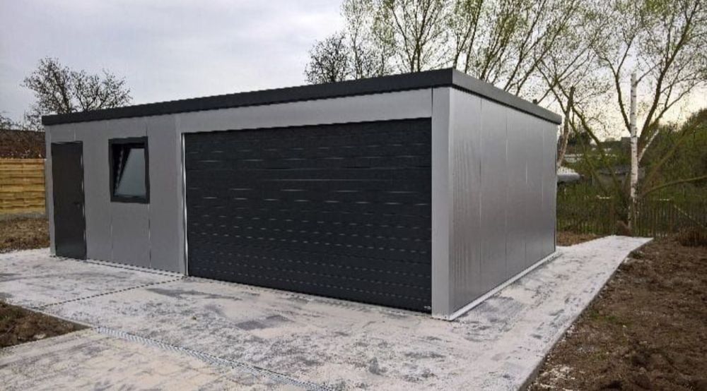 Vând garaje auto din panouri Sandwich pe structură metalică