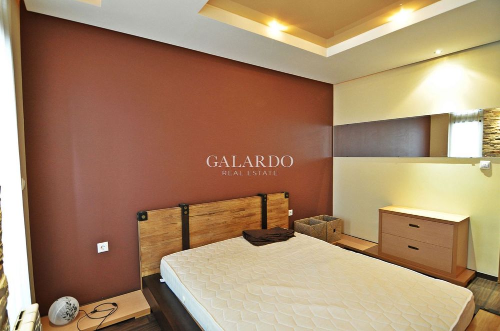 Дава се под наем Тристаен апартамент в София, Център - 89 кв.м за 700 € - Снимка #6