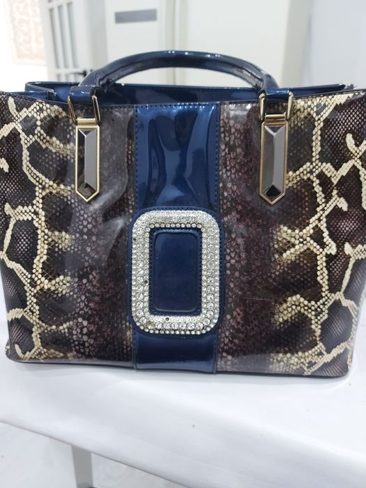 Продам сумки б/у