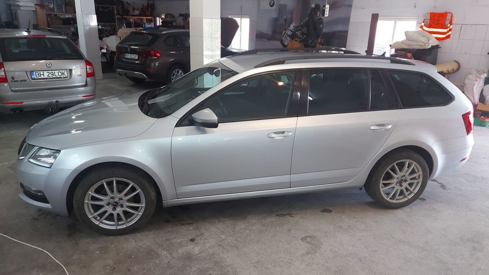Skoda Oktavia 1,6 TDI DSG Columbus far LED,mod. 2019 Sportline 116 cai