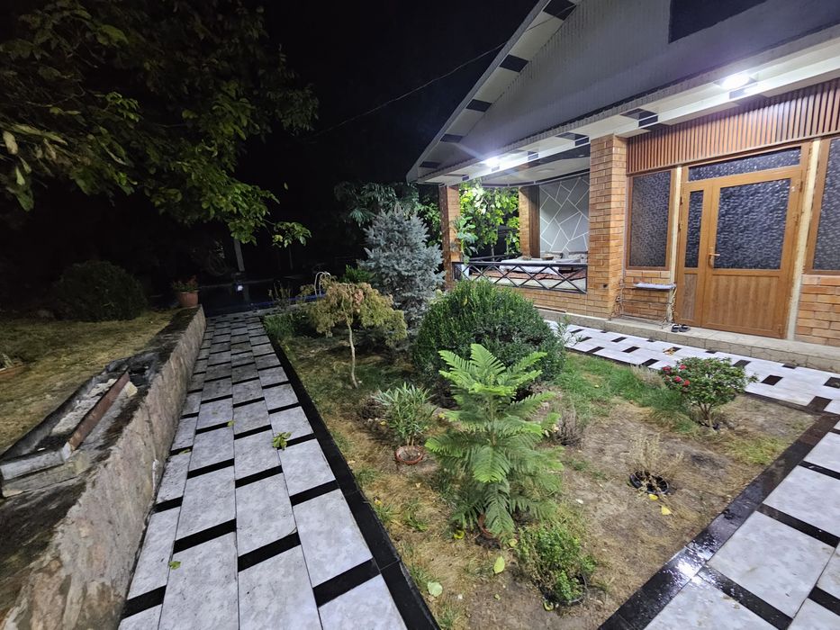 Dacha Mayramjon Ona Hause