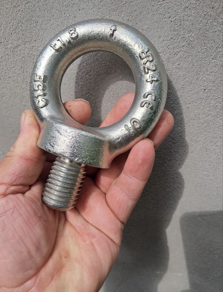 Șurub cu ochi M24