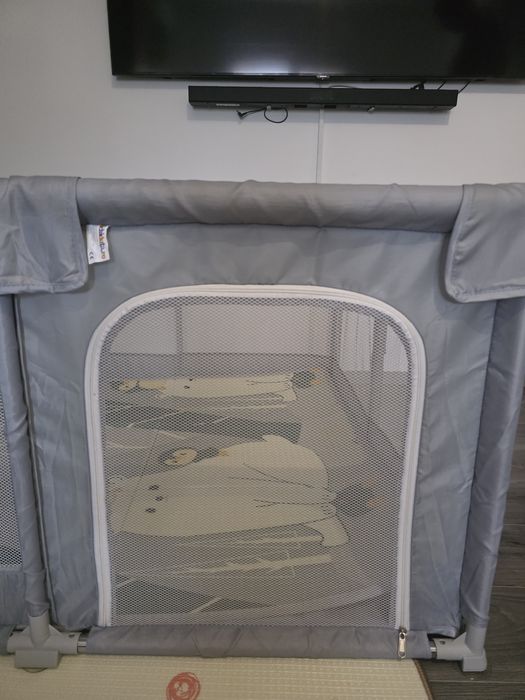 Țarc de joacă pentru copii