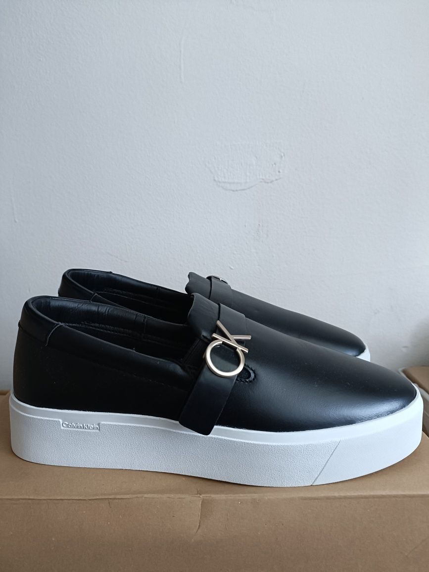 Сникърси Calvin Klein номер 40 код 20A