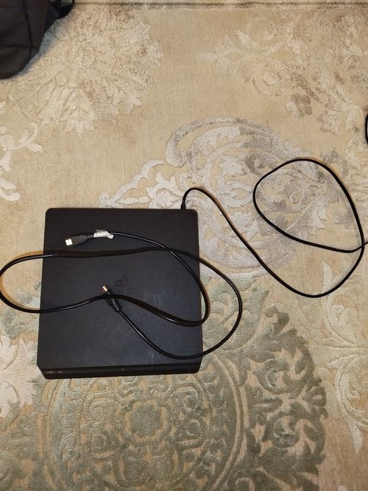 PlayStation 4 slim