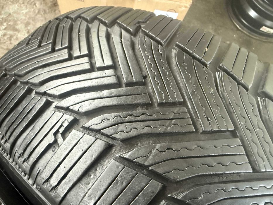 2x Anvelope iarna 205/60 R16 - Michelin Alpin 6