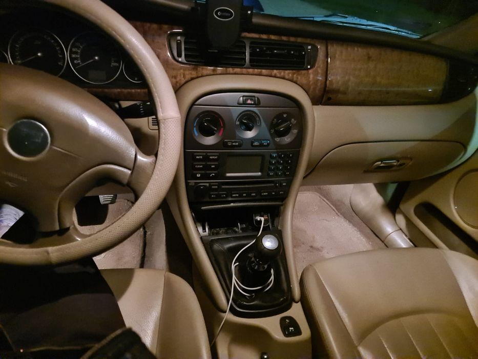 De vânzare Jaguar 2 litri dizel